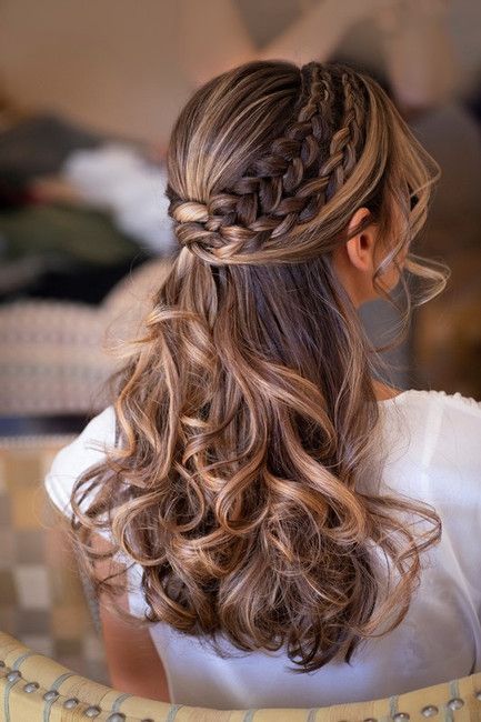 36 BreathTaking Wedding Hairstyles for Women  Pretty Designs